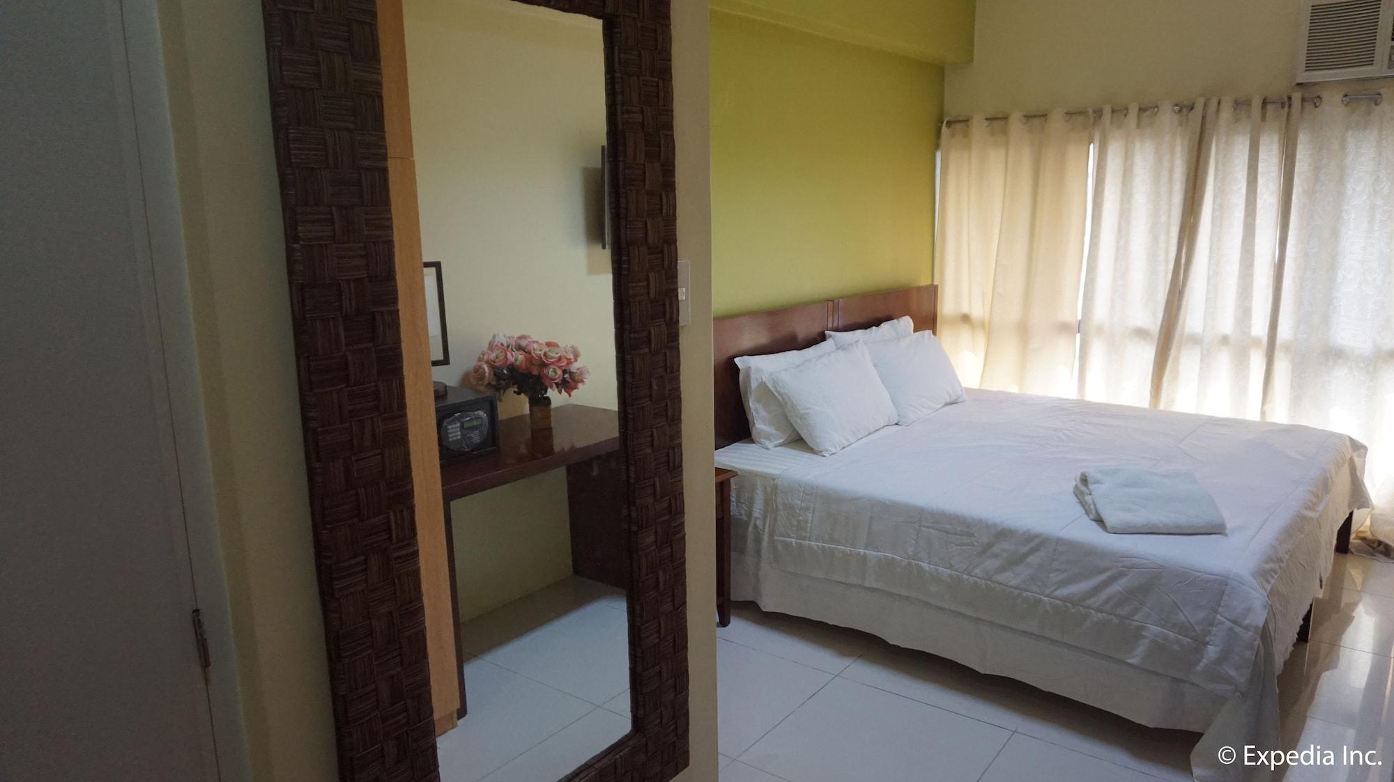 Pacific Park Hotel Quezon City Exterior photo